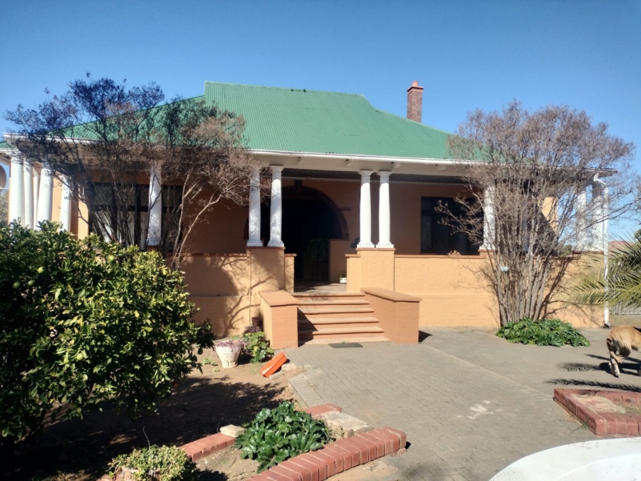 5 Bedroom Property for Sale in Navalsig Free State